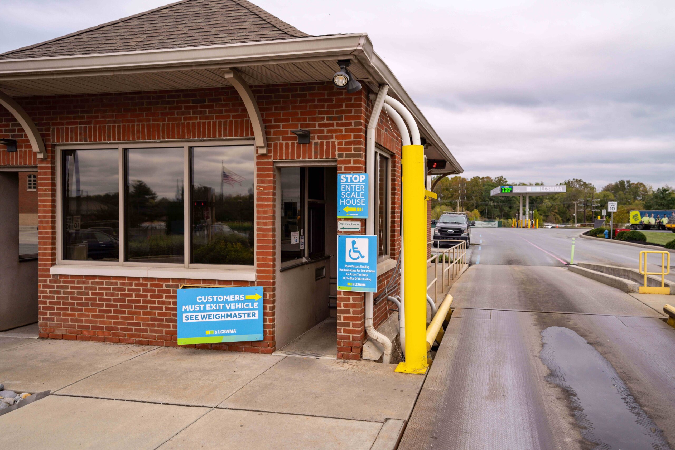 scale house at lcswma